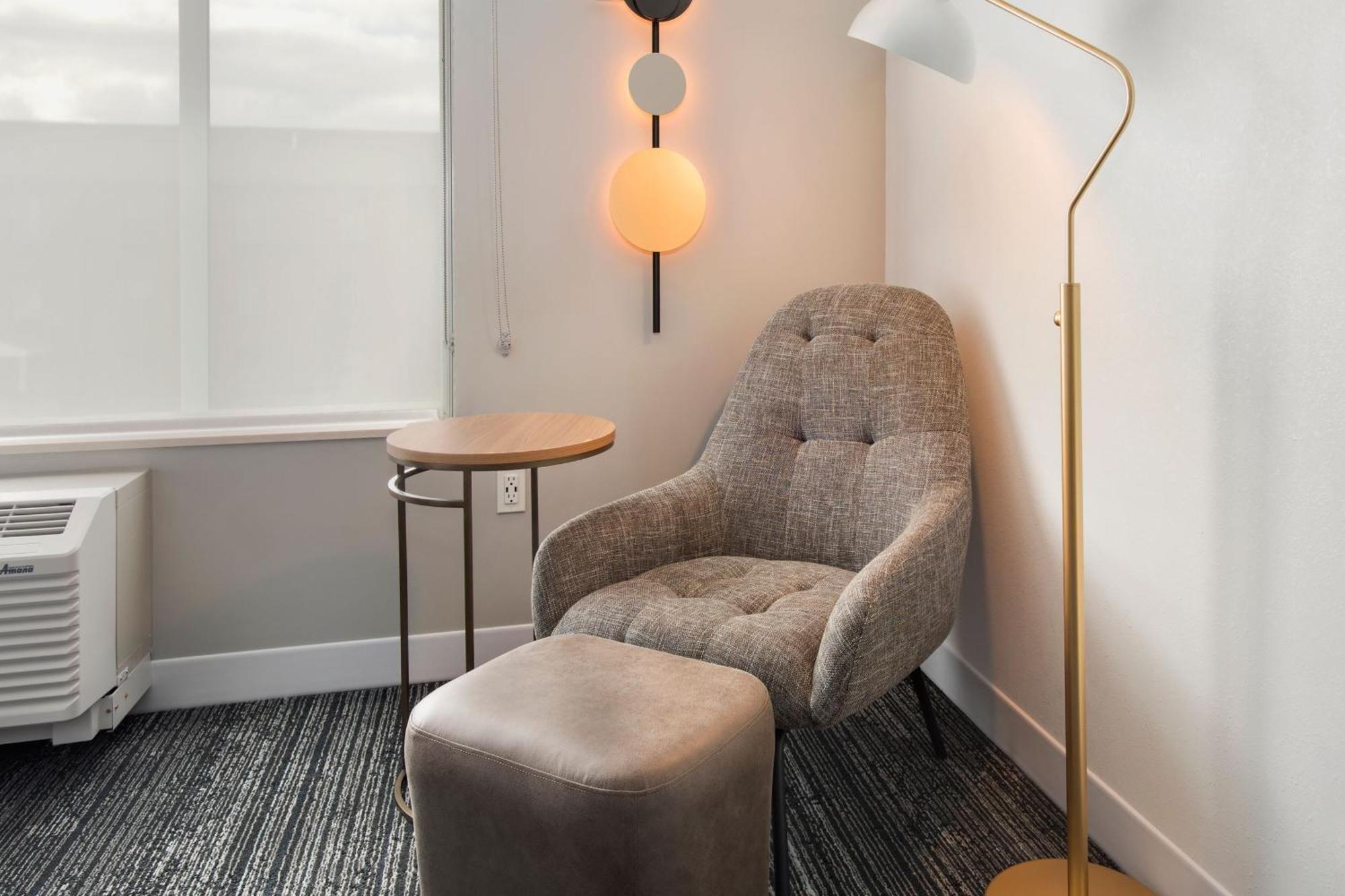 Towneplace Suites Portland Airport Me South Portland Extérieur photo
